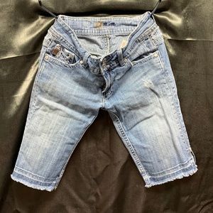 Miss Me size 27 Vintage Jean shorts